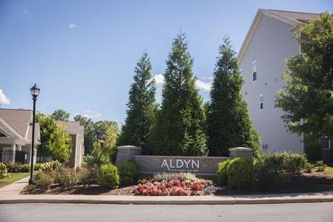 Aldyn community entrance sign in Woodstock GA by Pulte Homes